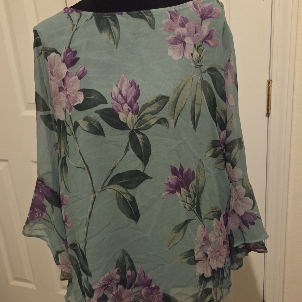 Floral Print Blouse with Ruffled Sleeves - Picture 3 of 5
